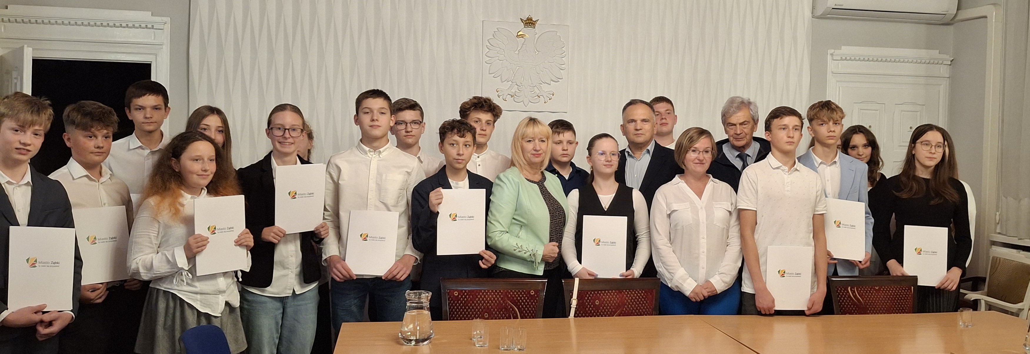 zdjecie na stronie o tytule: Radni Młodzieżowej Rady Miasta