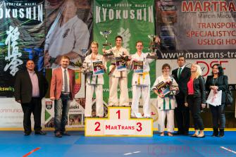 obraz-1 na stronie o tytule: ZACIĘTE WALKI PODCZAS VII KYOKUSHIN CUP W ZĄBKACH