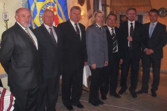 obraz-1 na stronie o tytule: Uhonorowanie Ząbkowskiego Dzielnicowego