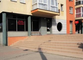 obraz-1 na stronie o tytule: 5 URODZINY DYSKUSYJNEGO KLUBU KSIĄŻKI W MIEJSKIEJ BIBLIOTECE PUBLICZNEJ W ZĄBKACH
