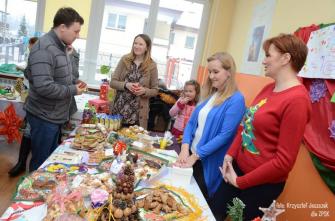 obraz-1 na stronie o tytule: Adwentowy Dzień Skupienia i Świąteczny Kiermasz w Szkole Katolickiej