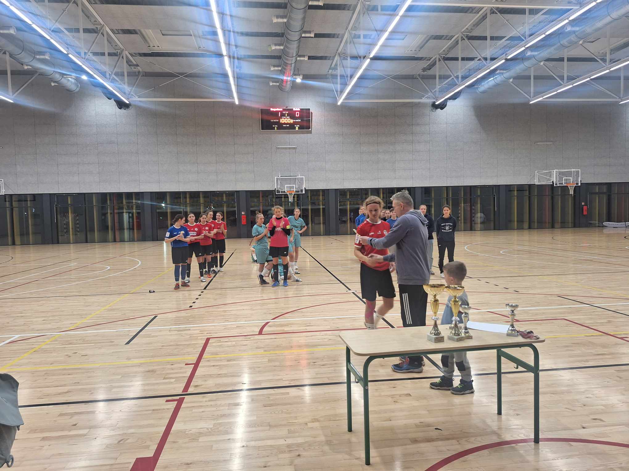 zdjecie na stronie o tytule: Ząbkowianki awansowały do Mistrzostw Polski w futsalu U-19!