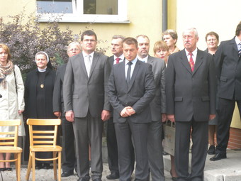 obraz-6 na stronie o tytule: Jubileusz XXX -lecia w szkole podstawowej Nr 1 w Ząbkach