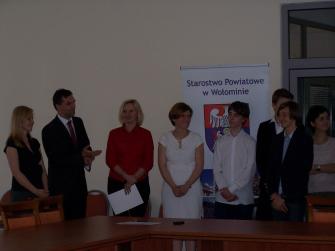 obraz-1 na stronie o tytule: Dobry ANGIELSKI podstawą sukcesu!