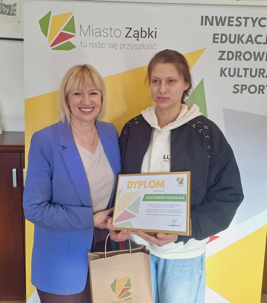 zdjecie na stronie o tytule: Wyjątkowe wyróżnienie dla Pani Aleksandry Karakuli