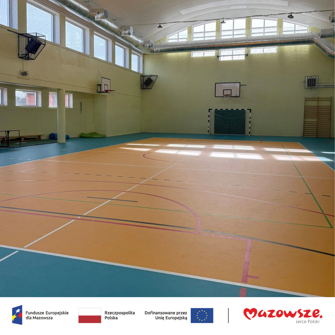 zdjecie na stronie o tytule: Uczniowie SP 4 mogą cieszyć się pięną, zmodernizowaną halą sportową