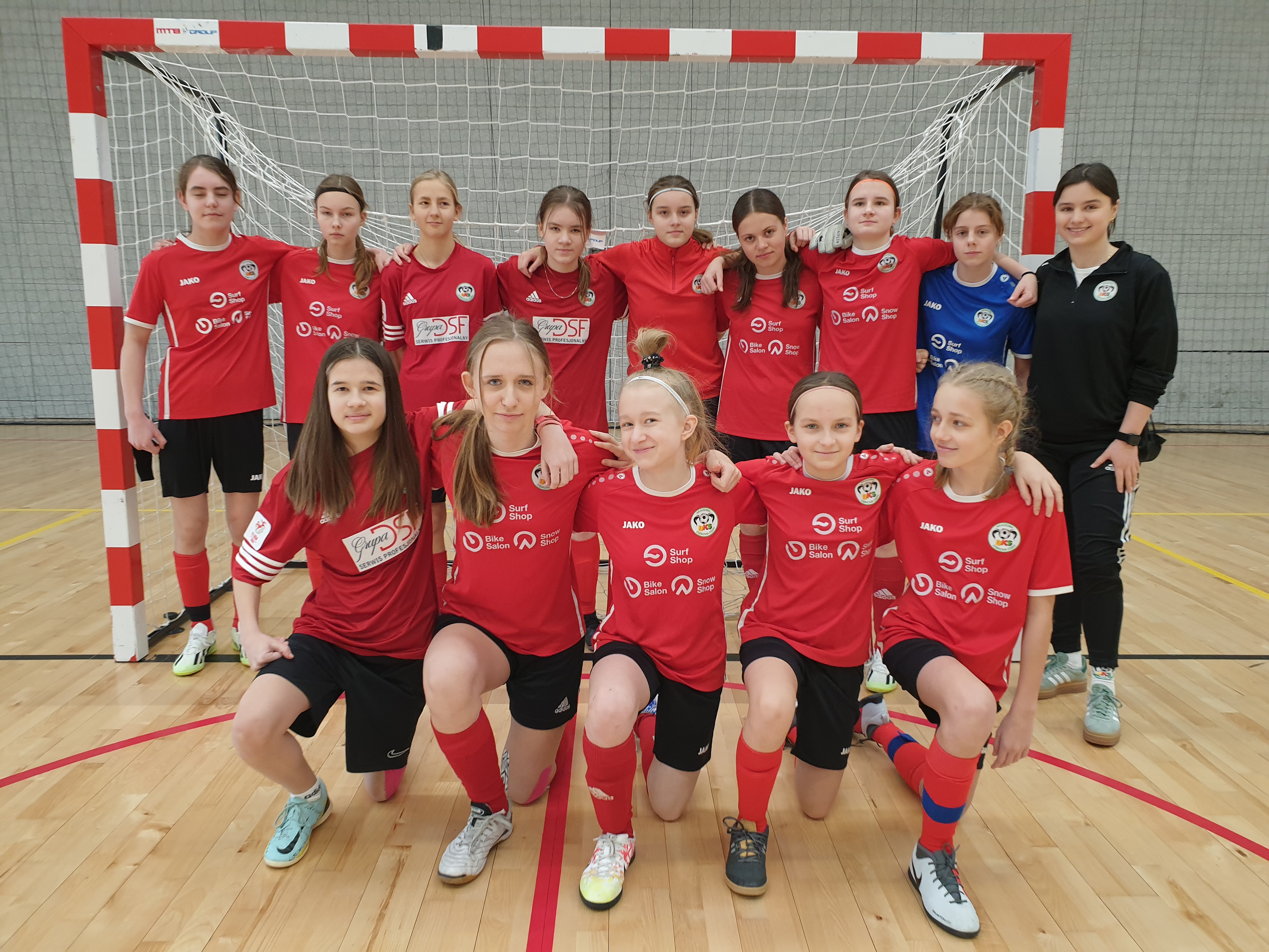 zdjecie na stronie o tytule: Eliminacje Futsalowych Mistrzostw Polski U-15 Kobiet z awansem UKS Ząbkovii