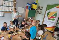 Fotografia dotycząca Warsztaty "EkoGłowa - Recyklingowa Moda"