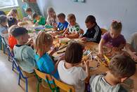 Fotografia dotycząca Warsztaty "EkoGłowa - Recyklingowa Moda"